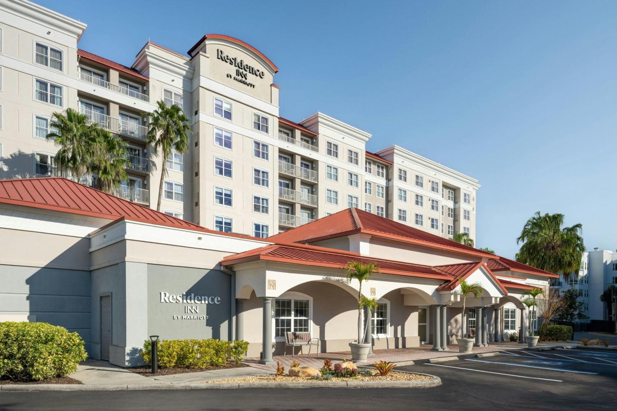 Westshore Airport Hotel